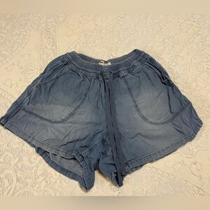 A beautiful soul lightweight denim cotton shorts, drawstring waist XL D
